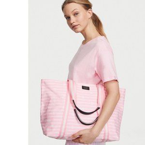 Large Victoria's Secret weekender bag with faux leather handles